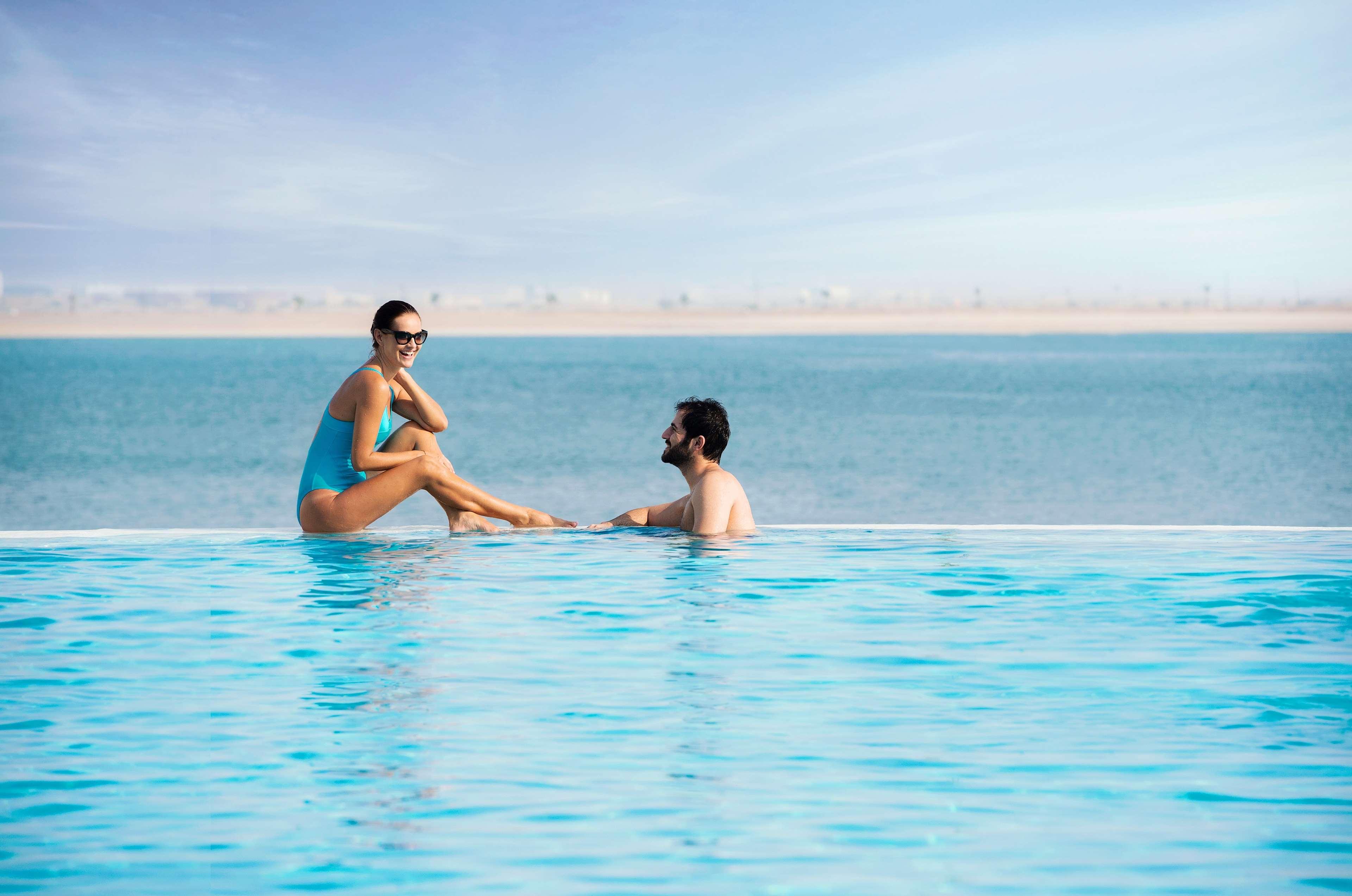 Doubletree By Hilton Resort & Spa Marjan Island Ras al-Khaimah Exterior foto The View, The Palm